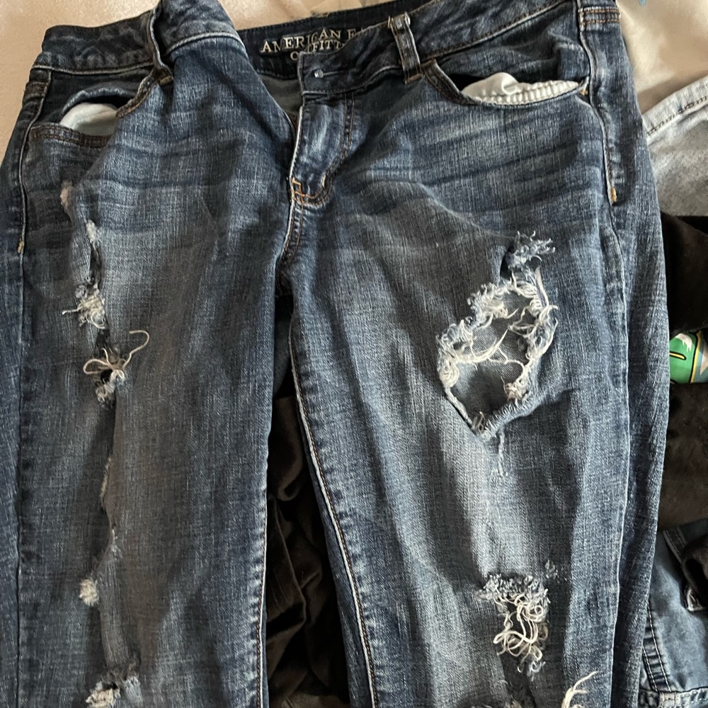 Jeans - Picture 2 of 3